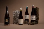 Botellas de vino blanco.