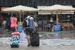 Foto de archivo de turistas.