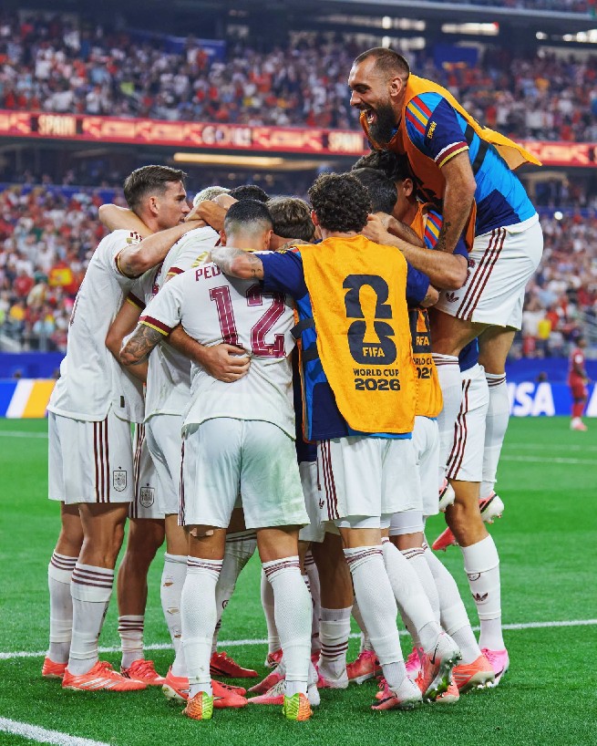 Los jugadores celebran el pase a cuartos.