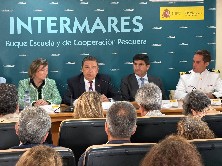 Luis Planas (2i).