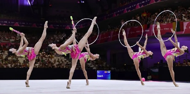 El equipo de Gimnasia Rítmica, en Fráncfort.