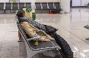 Una mujer sin hogar.
